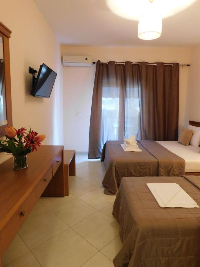 Hotel Anna House 3 Sarti Exterior foto
